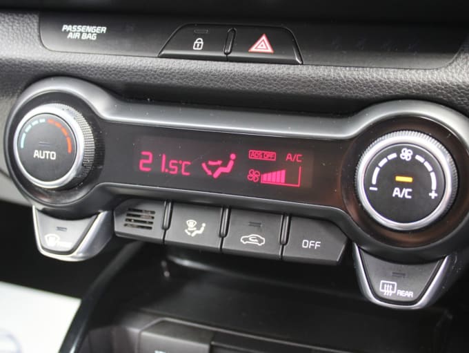 2025 Kia Rio
