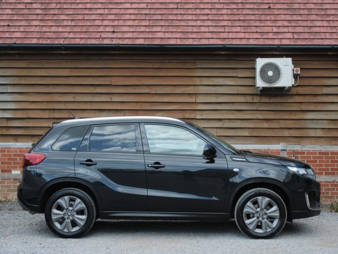 2025 Suzuki Vitara