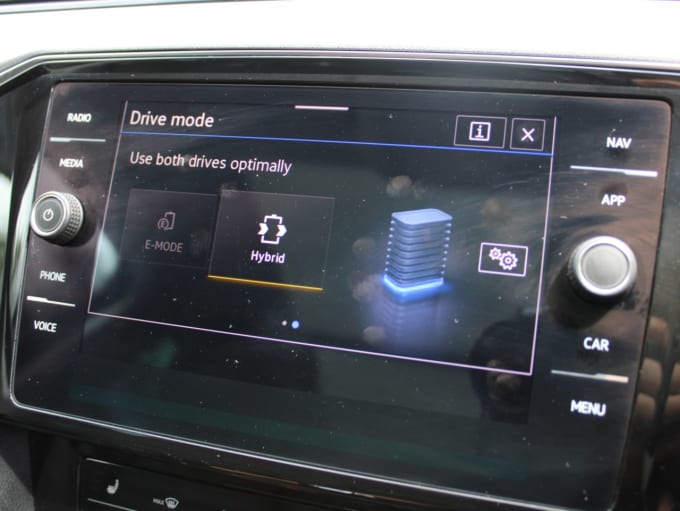 2025 Volkswagen Passat