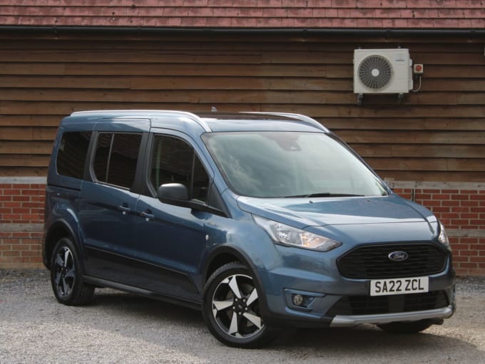 2025 Ford Grand Tourneo Connect