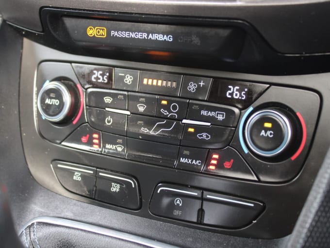 2025 Ford Grand Tourneo Connect