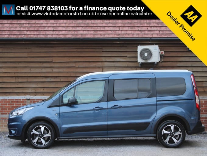 2025 Ford Grand Tourneo Connect