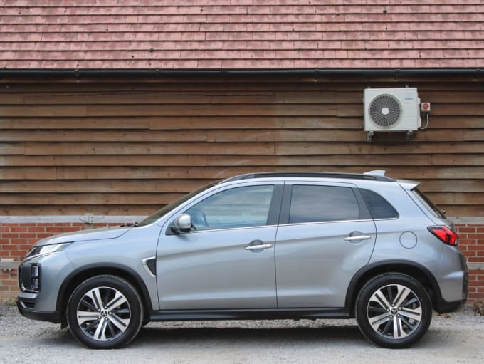 2025 Mitsubishi Asx