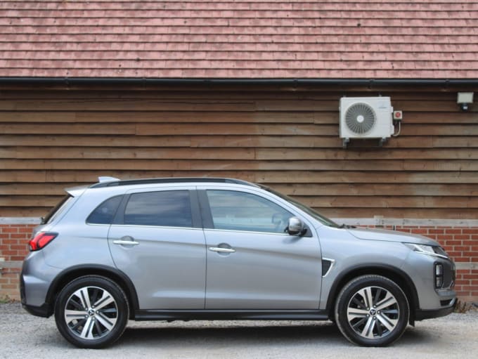 2025 Mitsubishi Asx