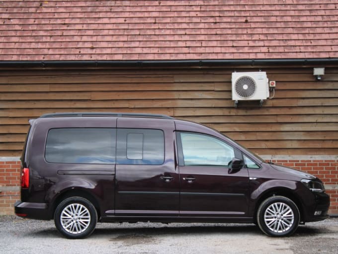 2025 Volkswagen Caddy Maxi Life