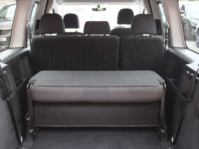 2025 Volkswagen Caddy Maxi Life