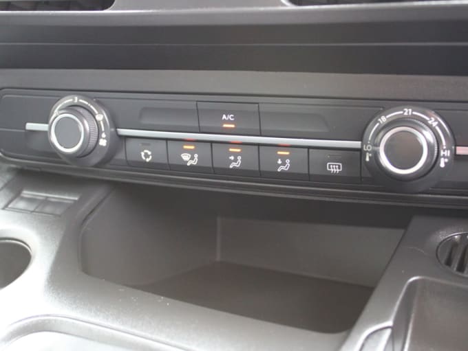 2025 Peugeot Rifter