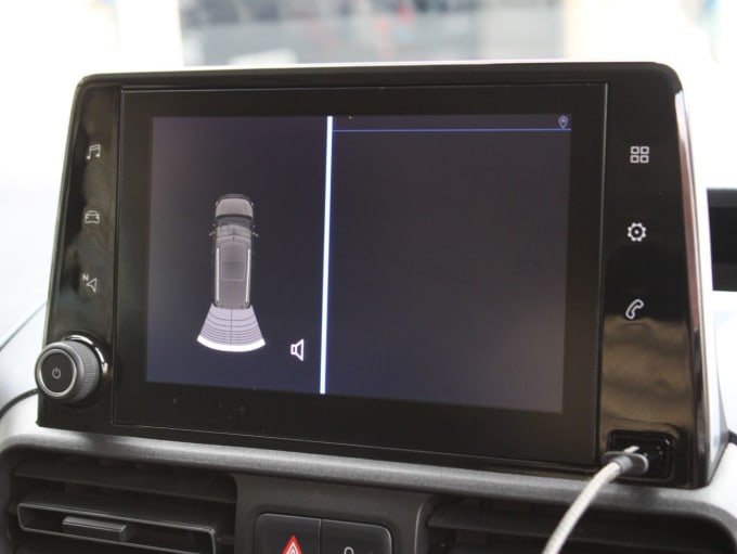 2025 Peugeot Rifter
