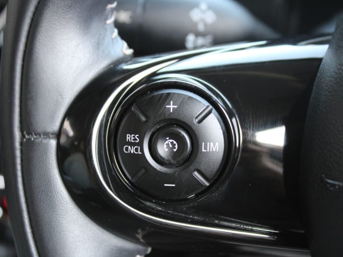 2025 Mini Clubman