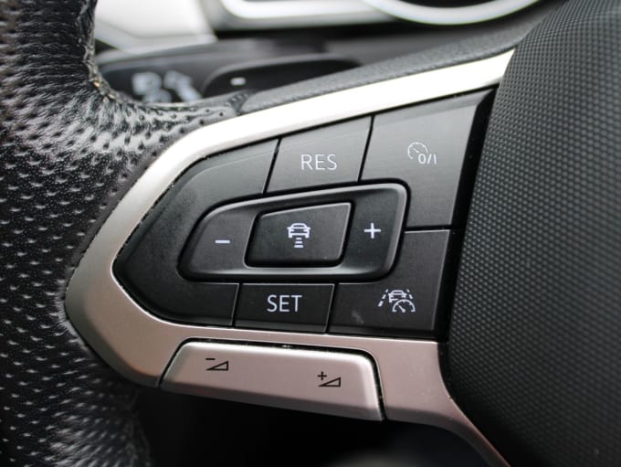 2025 Volkswagen Passat