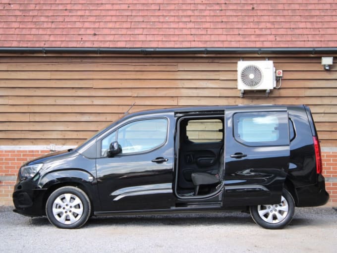 2025 Vauxhall Combo Life