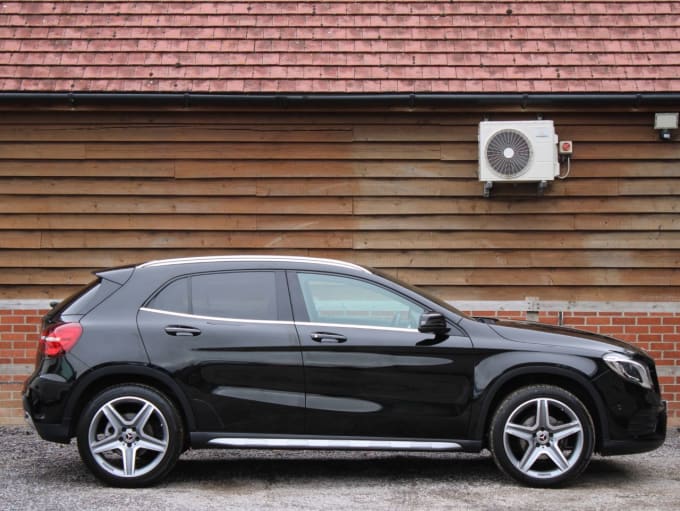 2025 Mercedes-benz Gla-class
