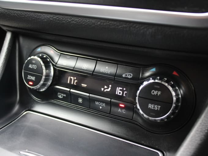 2025 Mercedes-benz Gla-class