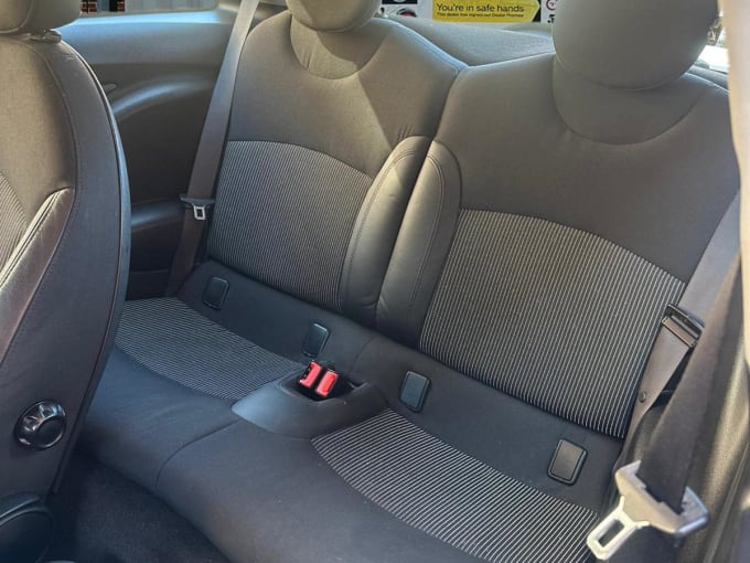 2008 Mini Hatch
