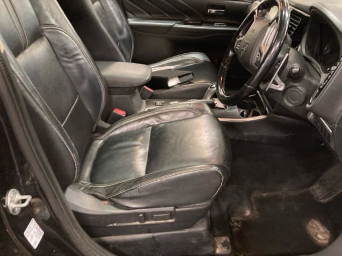 2016 Mitsubishi Outlander