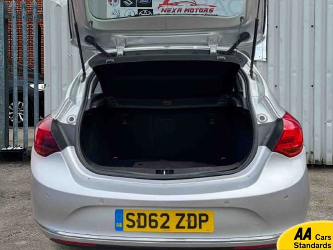 2012 Vauxhall Astra