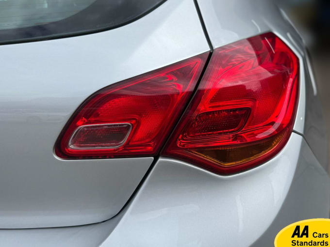 2012 Vauxhall Astra