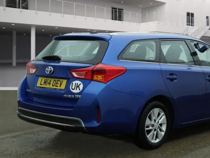2014 Toyota Auris