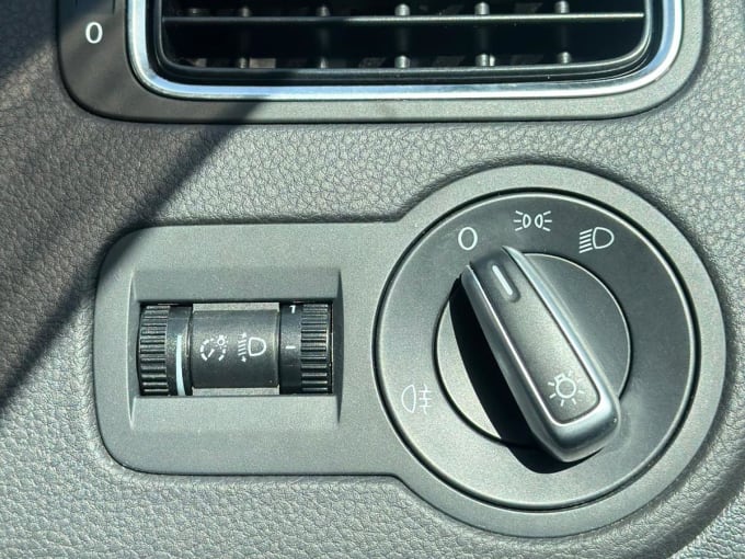 2014 Volkswagen Polo