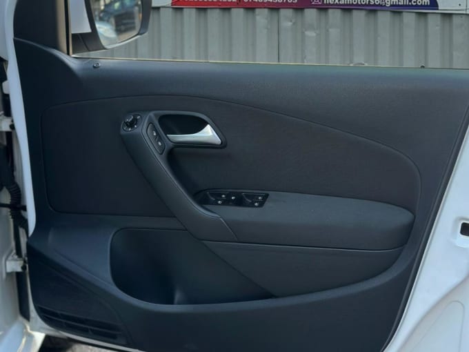 2014 Volkswagen Polo