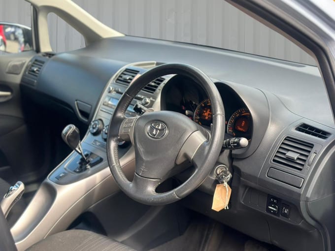 2008 Toyota Auris