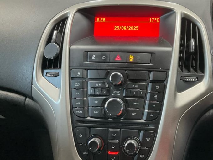 2013 Vauxhall Astra