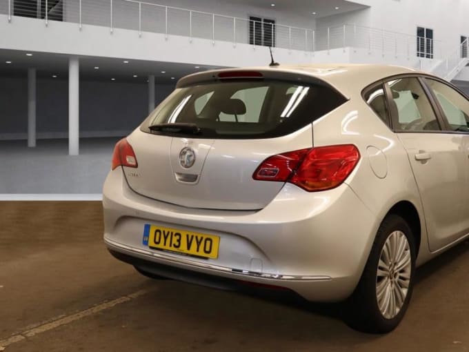 2013 Vauxhall Astra