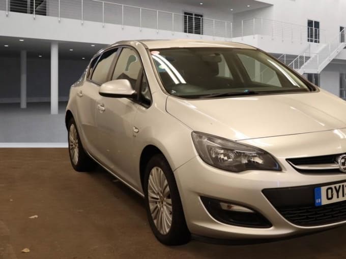 2013 Vauxhall Astra