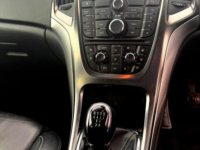 2011 Vauxhall Astra