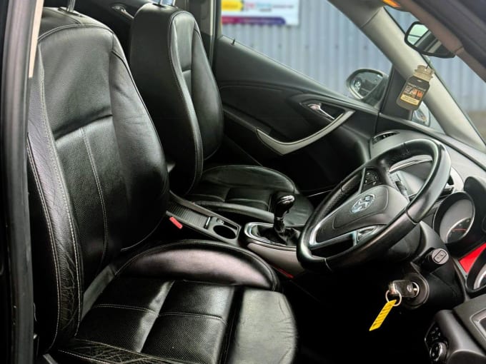 2011 Vauxhall Astra