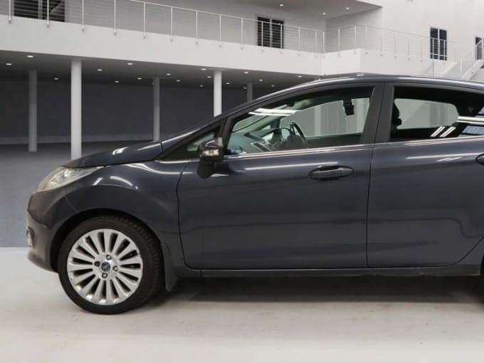 2009 Ford Fiesta