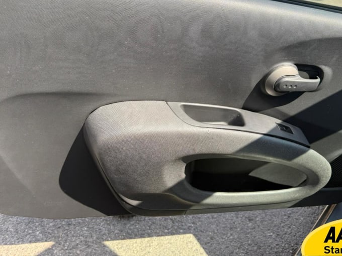 2003 Nissan Micra