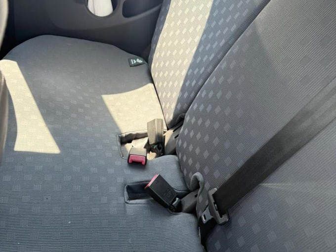 2003 Nissan Micra