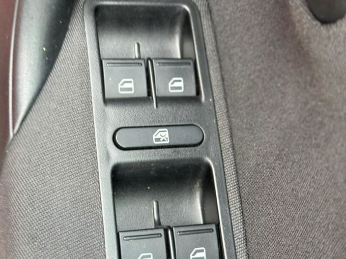 2014 Volkswagen Polo