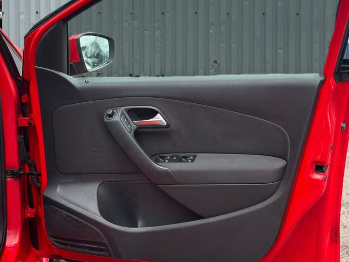 2014 Volkswagen Polo