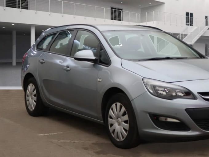 2013 Vauxhall Astra