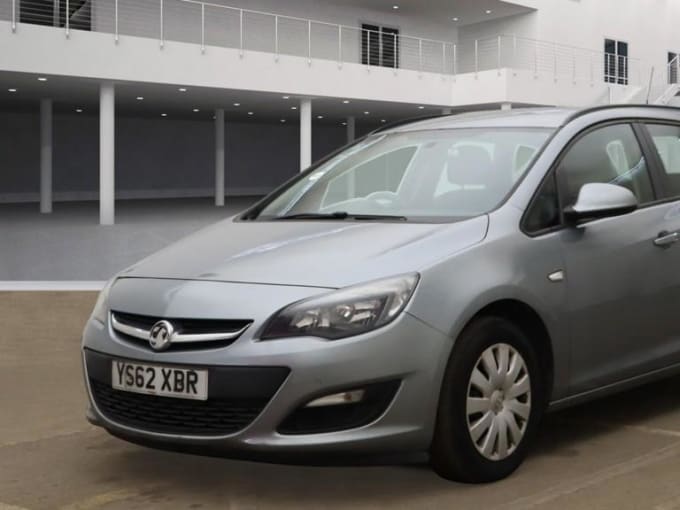 2013 Vauxhall Astra