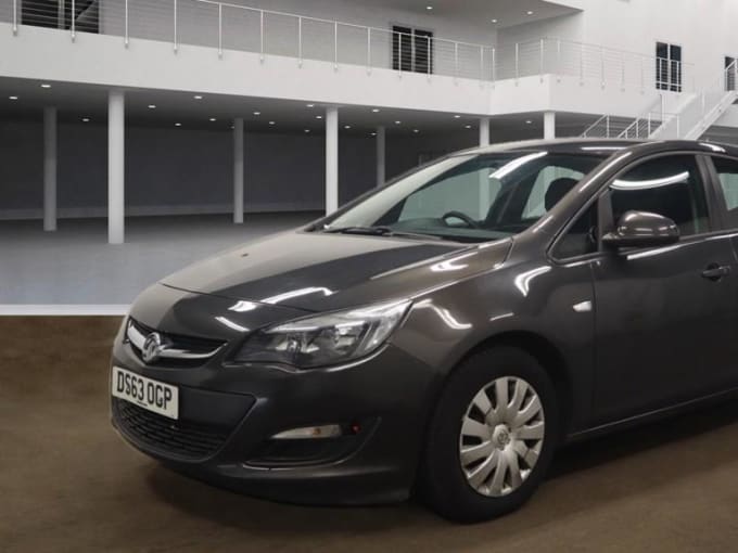 2013 Vauxhall Astra