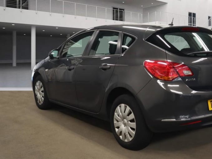 2013 Vauxhall Astra