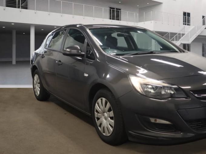 2013 Vauxhall Astra