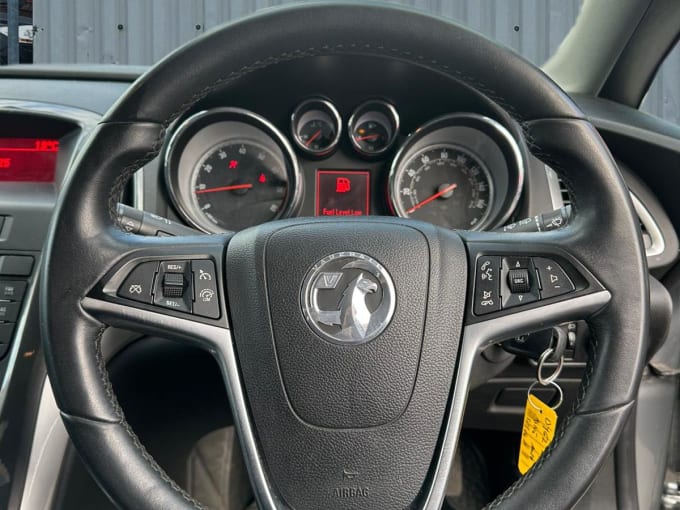 2012 Vauxhall Astra