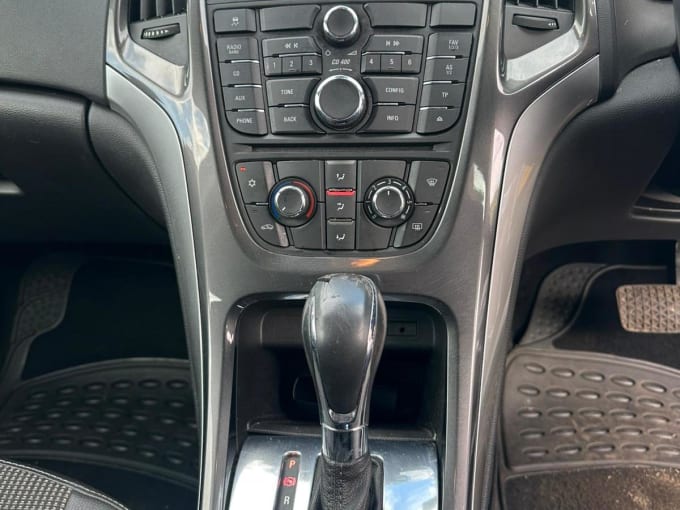 2012 Vauxhall Astra