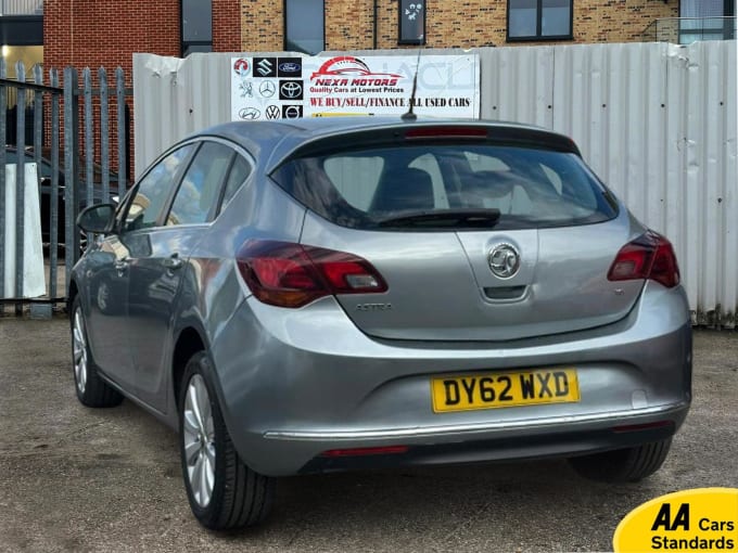 2012 Vauxhall Astra