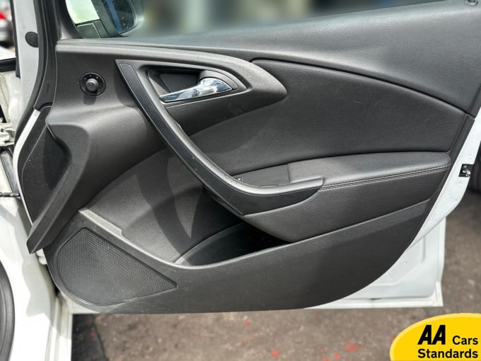 2015 Vauxhall Astra