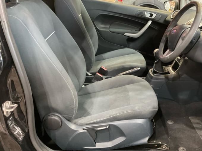 2012 Ford Fiesta