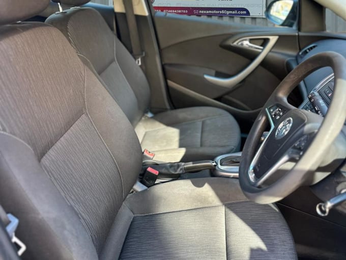 2013 Vauxhall Astra