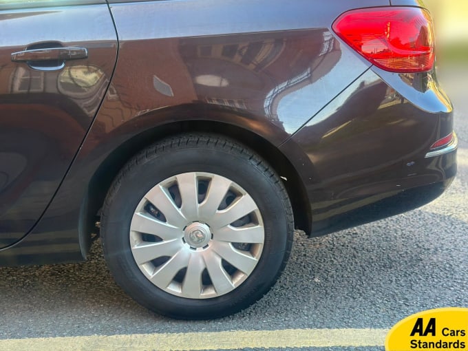 2013 Vauxhall Astra