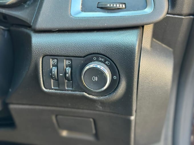 2013 Vauxhall Astra