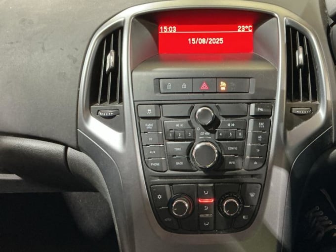 2013 Vauxhall Astra