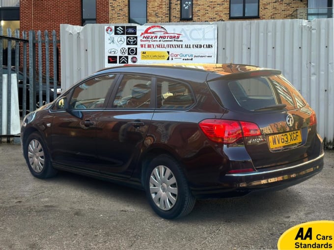 2013 Vauxhall Astra